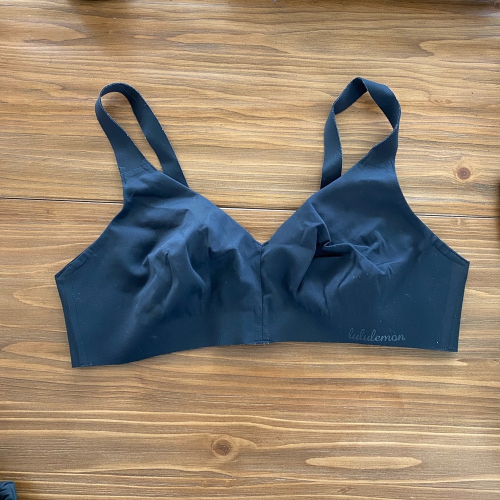 Lululemon bra